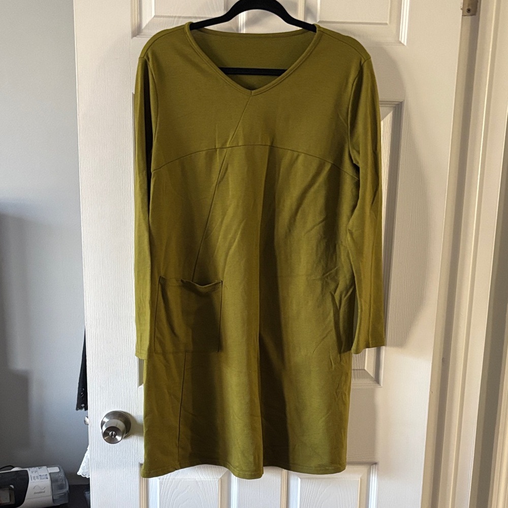 Olive Green Long Sleeve Dress - no brand tag